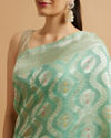 alt message - Mohey Women Sea Green Floral Leaf Patterned Saree with Jaal Pattern image number 3